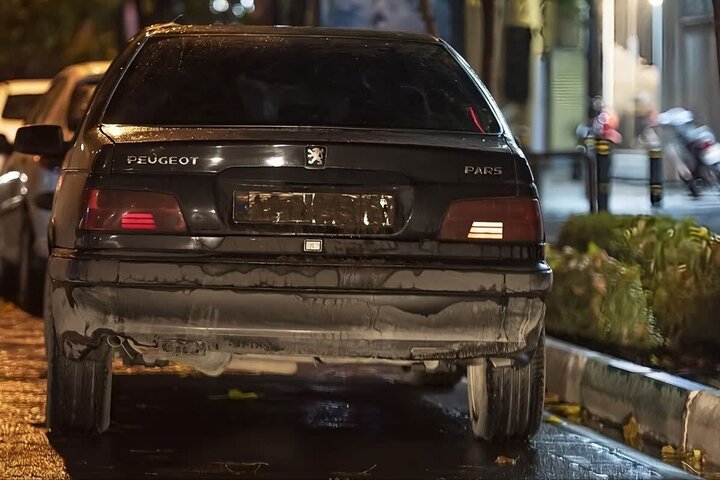 توقیف پراید به دلیل دستکاری پلاک و معرفی راننده به مراجع قضایی