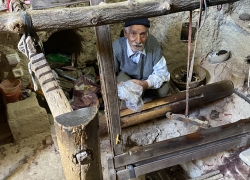 عبای نائین در مسیر ثبت جهانی قرار دارد