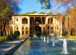 کاخ هشت‌بهشت و راه جهان‌شهری شدن اصفهان