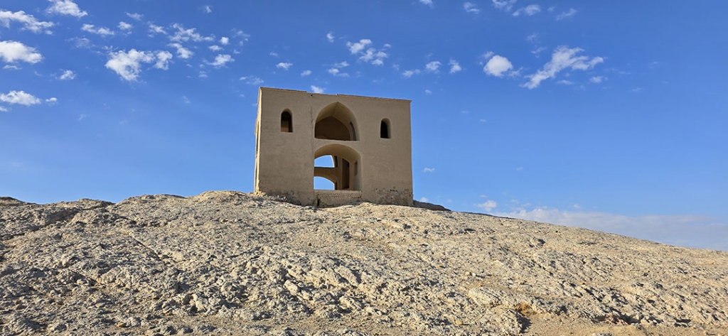 عمارت چهارطاقی تاریخی حسن‌آباد جرقویه کجاست؟