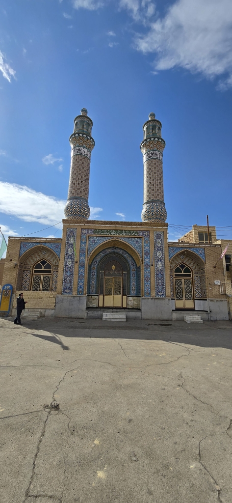 امامزاده اسماعیل (ع) آران و بیدگل کجاست؟