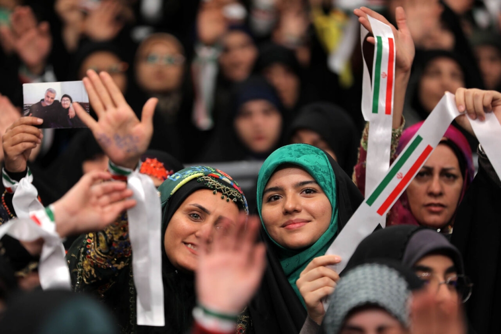 کنشگری زنان از دریچه مقاومت - اصفهان زیبا