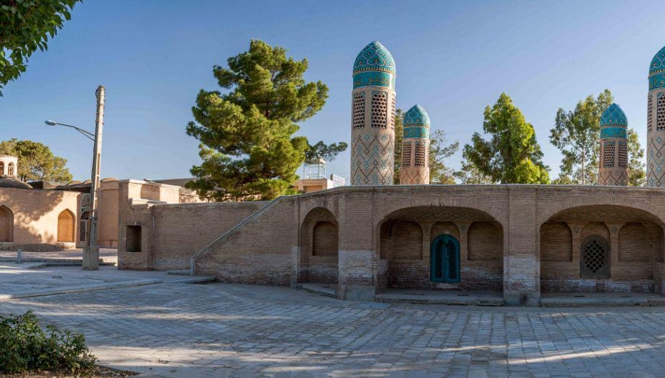 تنها آبانبار زنده شهر زنده خواهد ماند تنها آبانبار زنده شهر زنده خواهد ماند