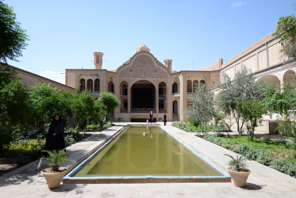 خانه تاریخی بروجردی‌های کاشان کجاست؟