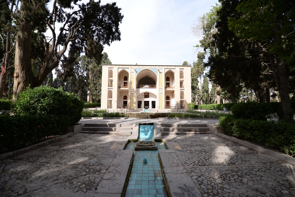 باغ فین کاشان کجاست؟