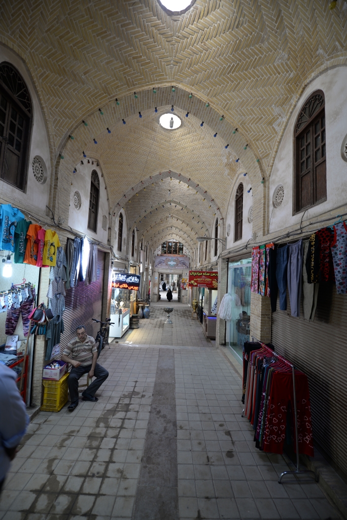 بازار سنتی کاشان کجاست؟