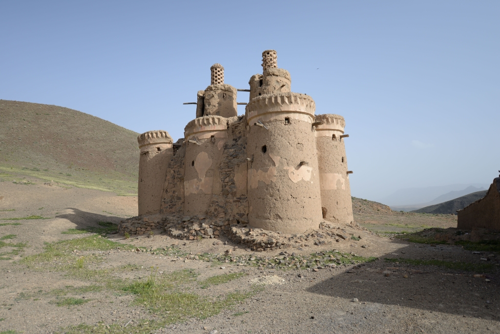 روستای قلعه ترکی باغبهادران کجاست؟