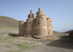 روستای قلعه ترکی باغبهادران کجاست؟