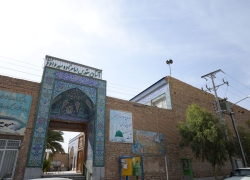 مقبره امامزاده سید داوود (ع) خور و بیابانک کجاست؟ مقبره امامزاده سید داوود (ع) خور و بیابانک کجاست؟