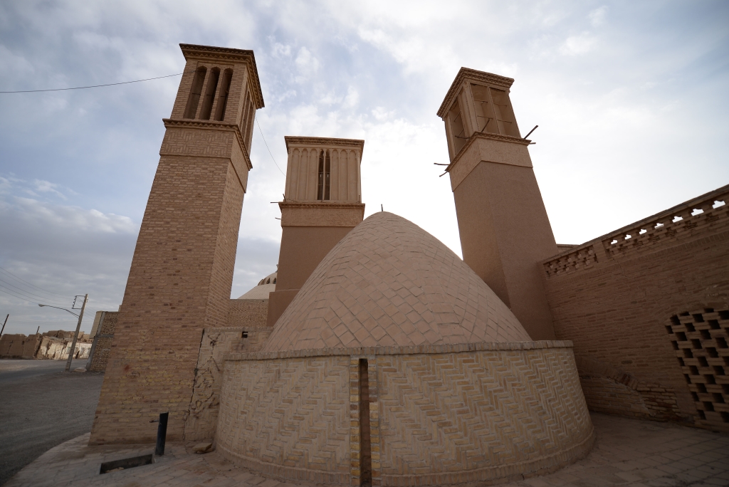 آب انبار تگو نائین کجاست؟