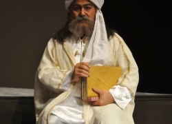 هنری در خمیره ذاتی انسان هنری در خمیره ذاتی انسان