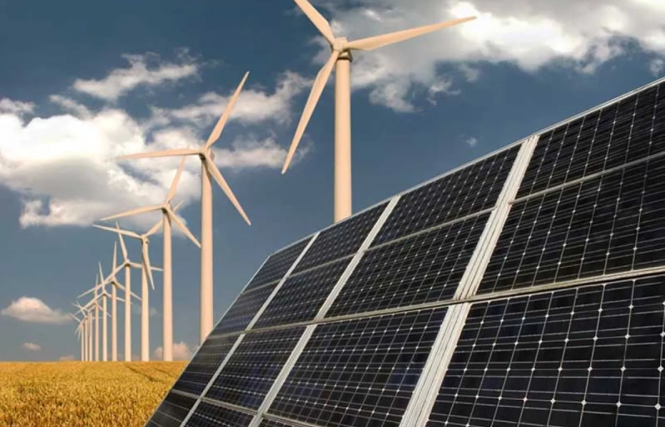 افزایش ظرفیت برق خورشیدی ایران به ۷۰۰۰ مگاوات تا پایان سال