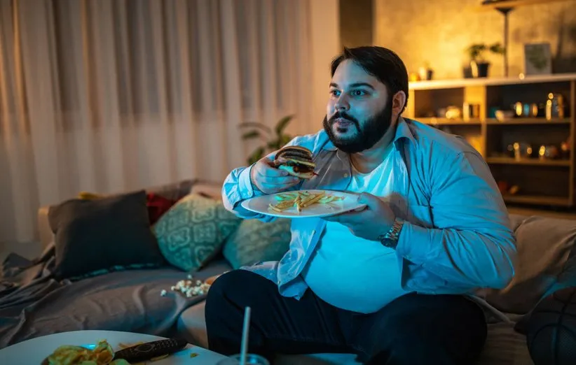 مهمترین عوارض دیر شام خوردن