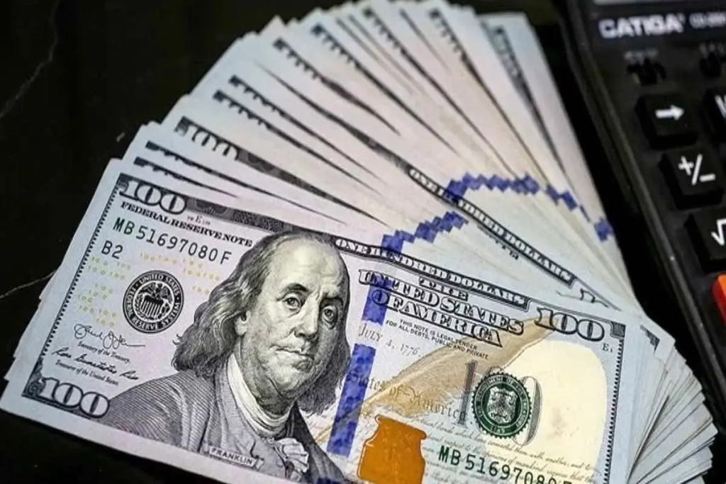 کولاک دلار در اقتصاد یخ‌زده - اصفهان زیبا