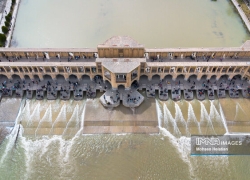 به عشق سرزمین‌های زاینده‌رود