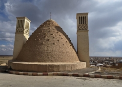 آب انبار بافران نائین کجاست؟