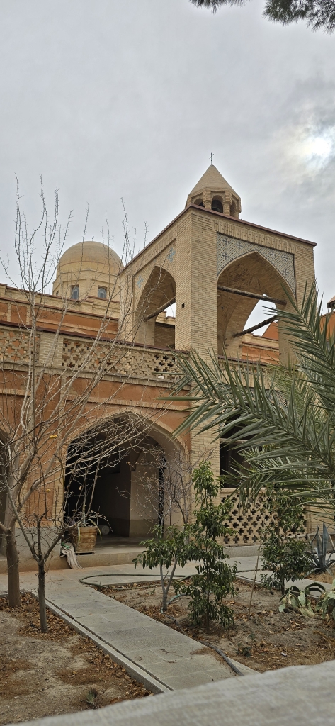 کلیسای کاتولیک‌ها در اصفهان کجاست؟