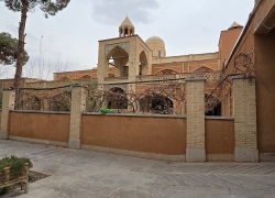 کلیسای کاتولیک‌ها در اصفهان کجاست؟