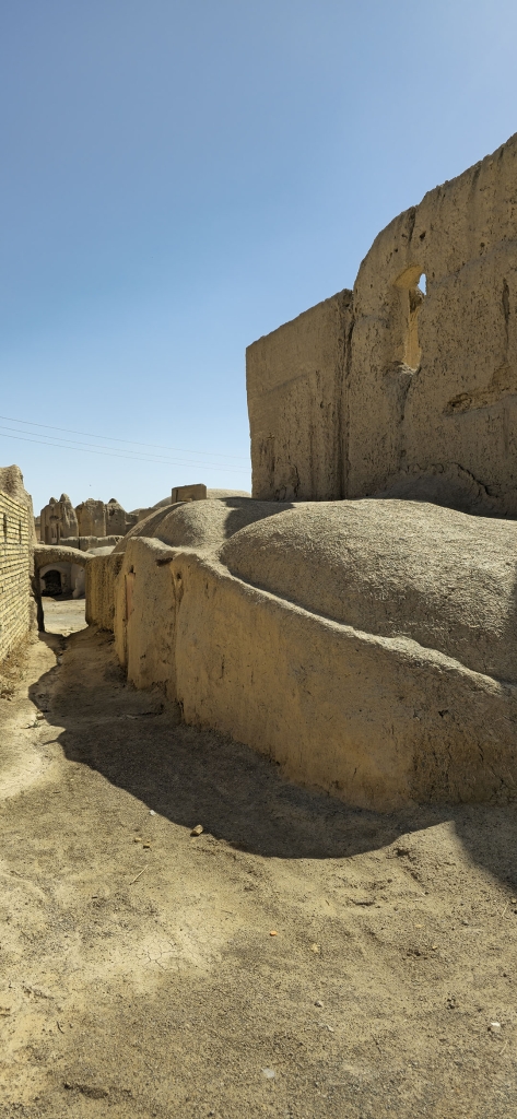 روستای قورتان ورزنه کجاست؟