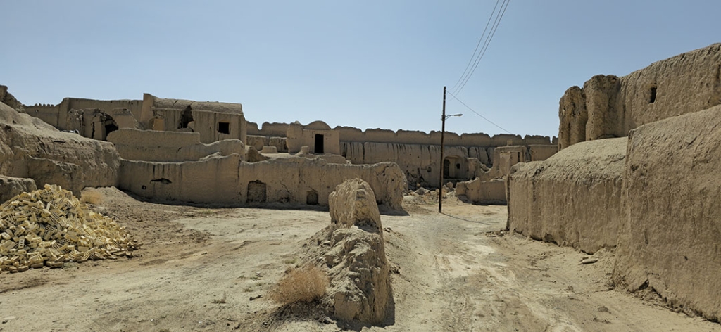 روستای قورتان ورزنه کجاست؟