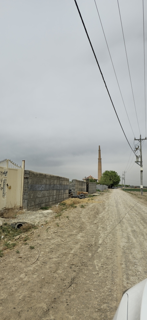 مناره زیار اصفهان کجاست؟