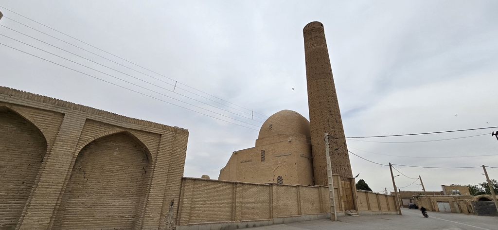 مسجد جامع برسیان اصفهان کجاست؟