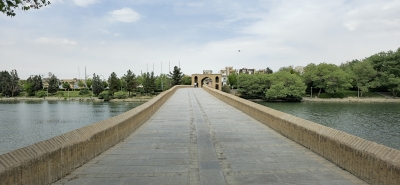 پل شهرستان اصفهان کجاست؟