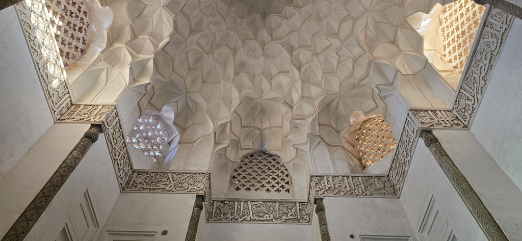 مقبره شیخ عبدالصمد نطنزی در نظنز کجاست؟ - اصفهان زیبا