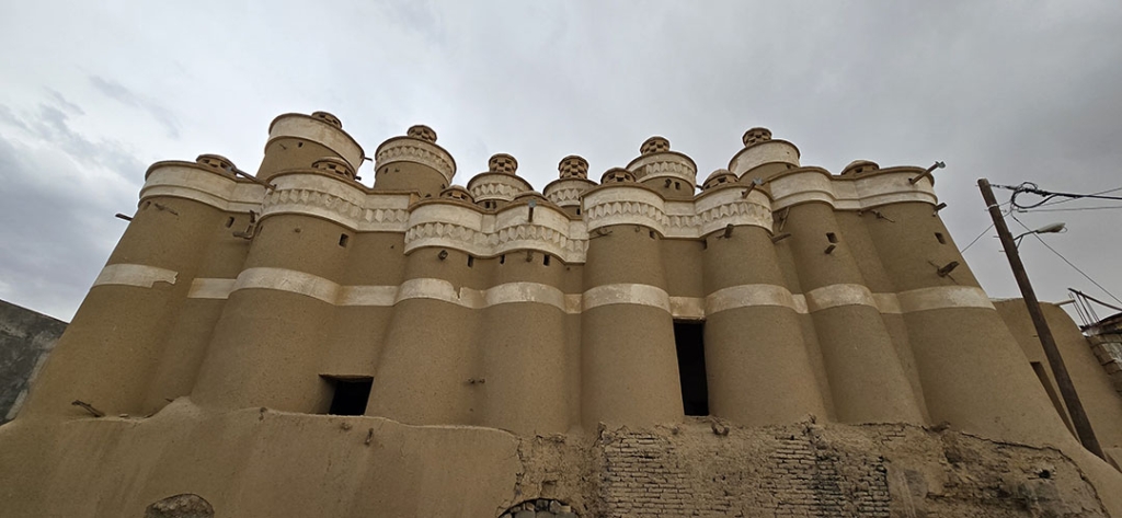کبوترخانه 18قلو مبارکه کجاست؟