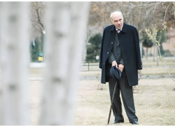 فیلسوف تواب یا فیلسوف آینده؟ فیلسوف تواب یا فیلسوف آینده؟