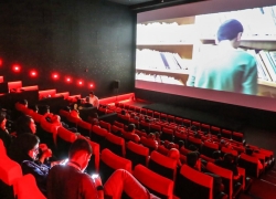 جشنوارهای بیسروصدا، اما همچنان زنده جشنوارهای بیسروصدا، اما همچنان زنده