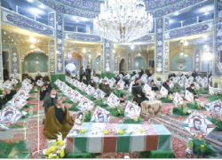 اینجا چراغش هنوز روشن است! اینجا چراغش هنوز روشن است!