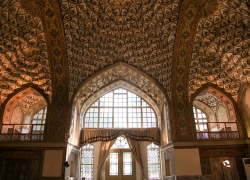 تالار اشرف میراثی عمومی یا خصوصی؟ تالار اشرف میراثی عمومی یا خصوصی؟