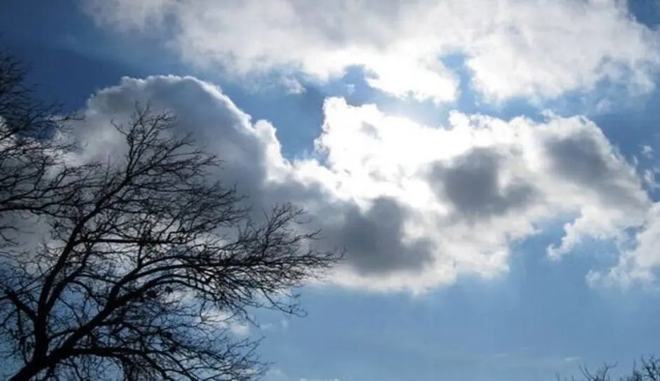 آب‌وهوای اصفهان جمعه ۲ آبان ۱۴۰۴ 