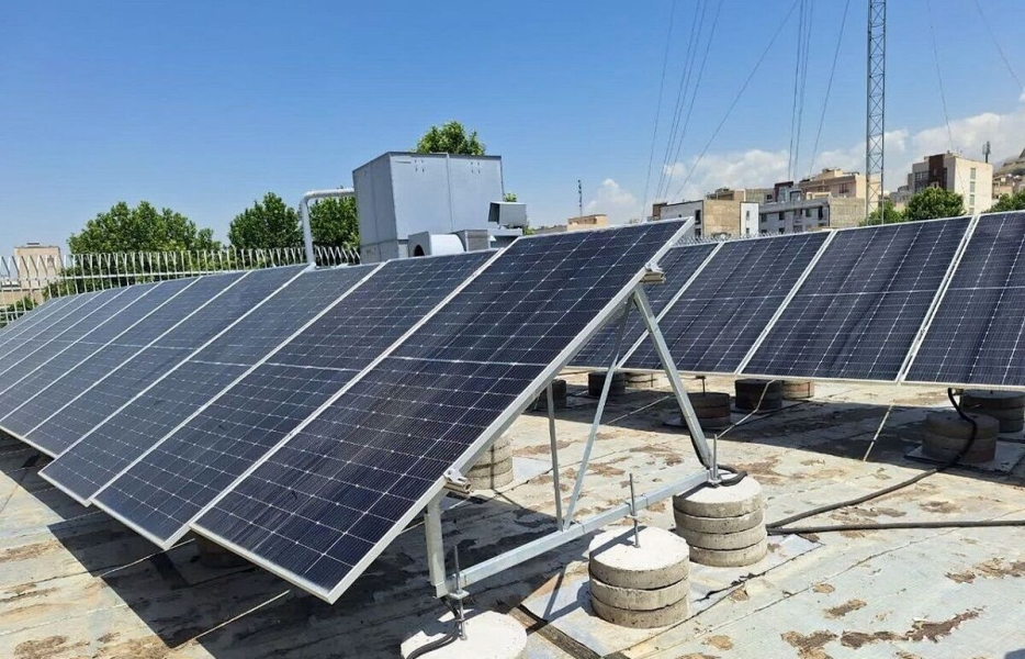 الزام ادارات دولتی به استفاده از انرژی خورشیدی تا سال ۱۴۰۶