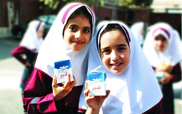 توزیع شیر مدارس تا ۲ هفته آینده