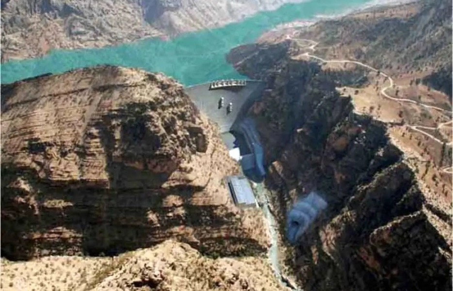 سکوت به نفع سیاست!