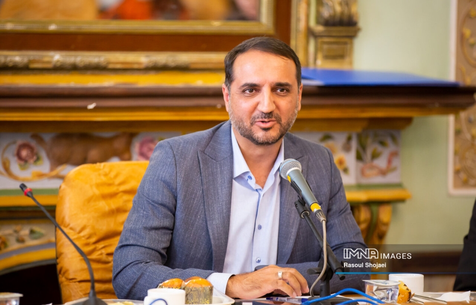 پاتوق شهری برای درب‌کوشک