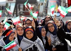 آرمان‌خواهی در سنگر مدرسه