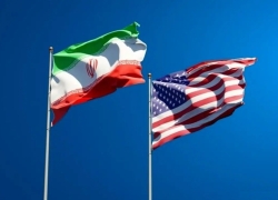 جدال ابدی سلطه و استقلال جدال ابدی سلطه و استقلال