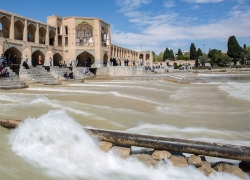 احیای زاینده‌رود و ارتقای پایداری زیست‌بوم