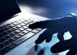 اخاذی و کلاهبرداری با وعده مدلینگ اخاذی و کلاهبرداری با وعده مدلینگ