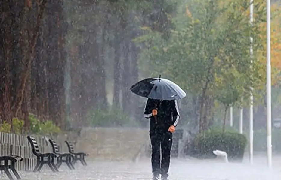 بارش‌های پیاپی از ۹ تا ۲۲ آذر در ایران