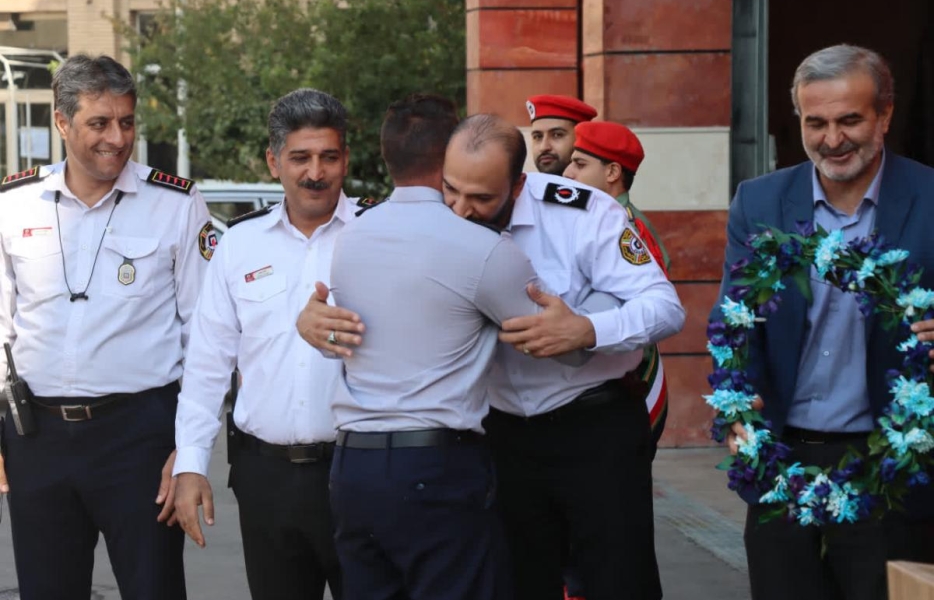 نجات ۴۶۳ شهروند گرفتار در حوادث و حریق توسط آتش‌نشانان اصفهان