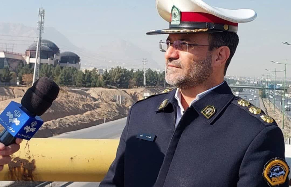 ممنوعیت نصب آگهی و تبلیغات روی بدنه خودروها در اصفهان