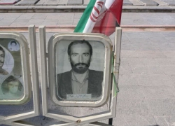 دلم گواهی میداد که شهید میشود دلم گواهی میداد که شهید میشود