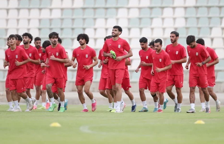 امید، مهاجم ندارد