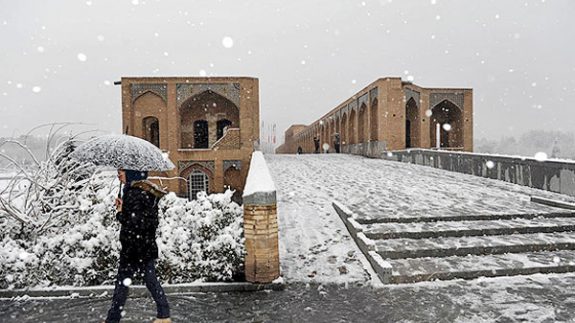 اصفهان در آستانه بارش برف و باران