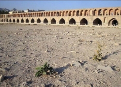 اعتراض شهرداری اصفهان برای توقف انتقال آب زاینده‌رود به یزد