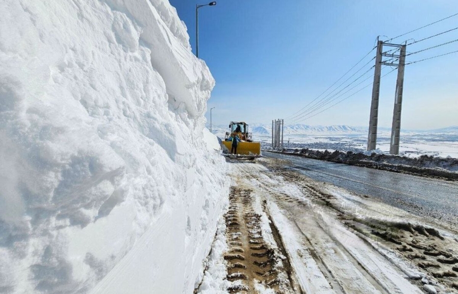 بارش سنگین برف در راه برخی مناطق کشور